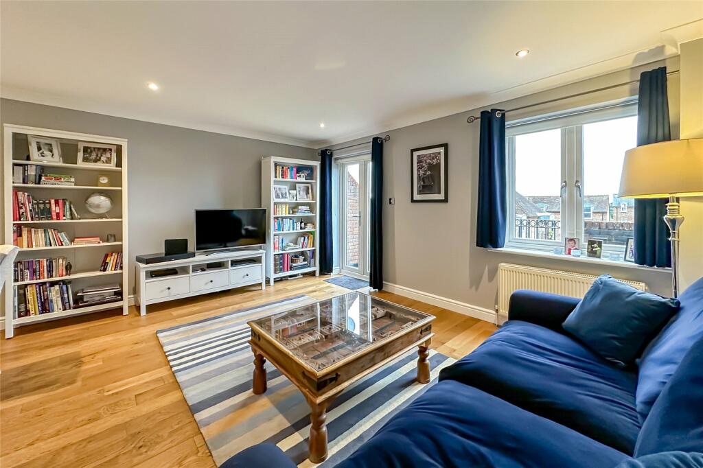 Additional property image - Saracens Head Yard, Pageant Road, St. Albans, Hertfordshire, AL1
