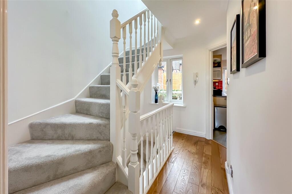 Additional property image - Saracens Head Yard, Pageant Road, St. Albans, Hertfordshire, AL1