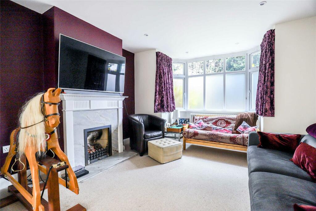 Additional property image - Watford Road, St. Albans, Hertfordshire, AL2