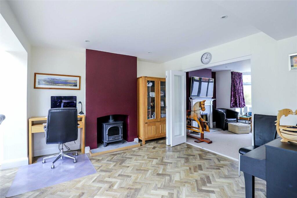 Additional property image - Watford Road, St. Albans, Hertfordshire, AL2