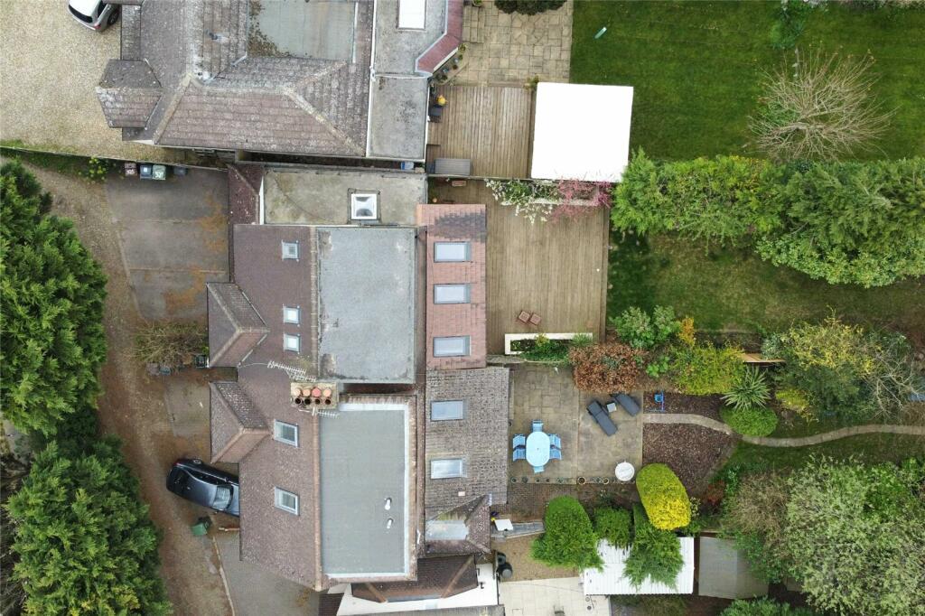 Additional property image - Watford Road, St. Albans, Hertfordshire, AL2