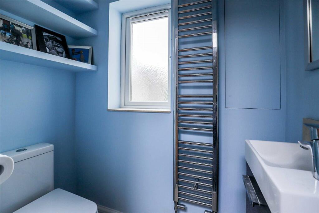 Additional property image - Watford Road, St. Albans, Hertfordshire, AL2