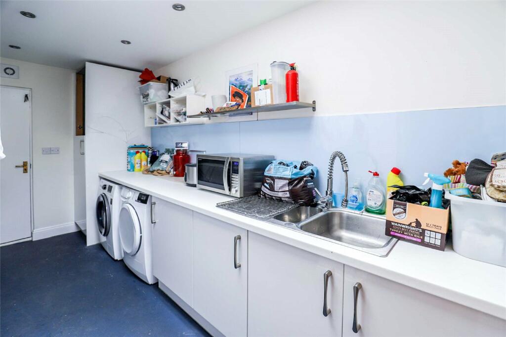 Additional property image - Watford Road, St. Albans, Hertfordshire, AL2