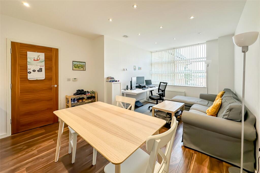 Additional property image - Keystone House, London Road, St. Albans, Hertfordshire, AL1