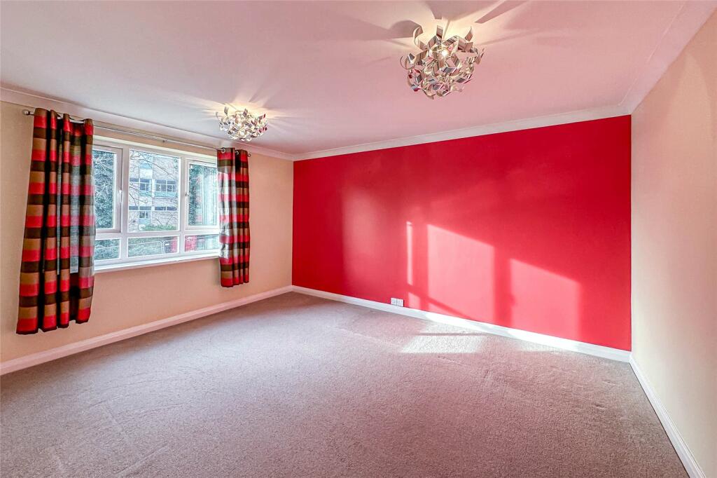 Additional property image - Brooklands Court, Hatfield Road, St. Albans, Hertfordshire, AL1