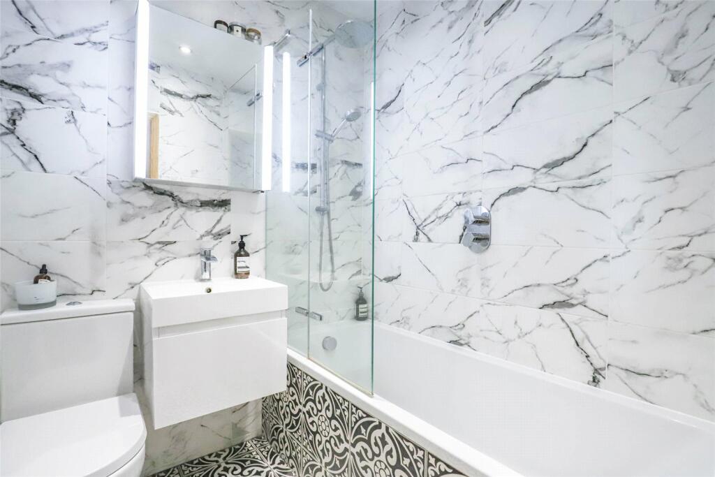 Additional property image - Bernard Street, St. Albans, Hertfordshire, AL3