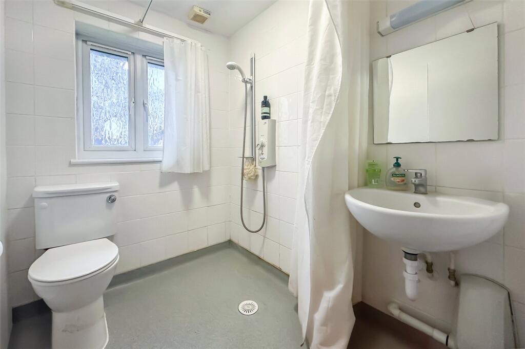 Additional property image - Larks Ridge, Watford Road, St. Albans, Hertfordshire, AL2