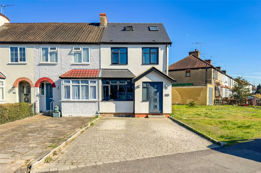 Main image of property: Leyland Avenue, St. Albans, Hertfordshire, AL1