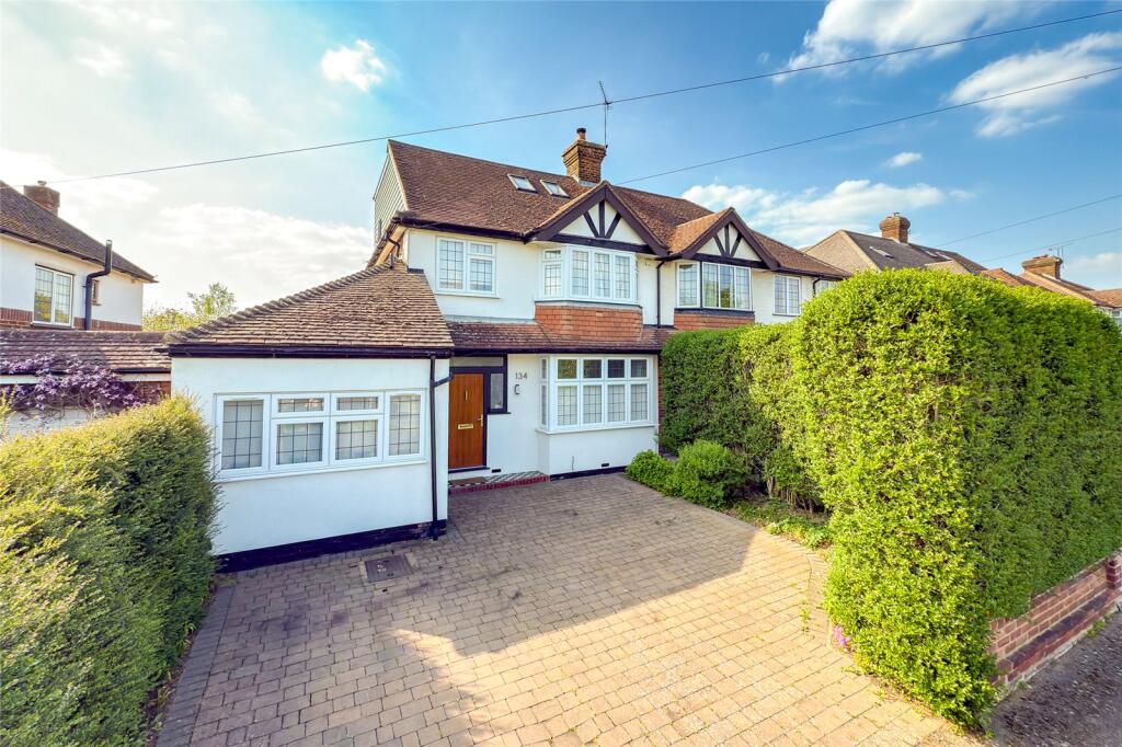 Main image of property: Watford Road, St. Albans, Hertfordshire, AL2