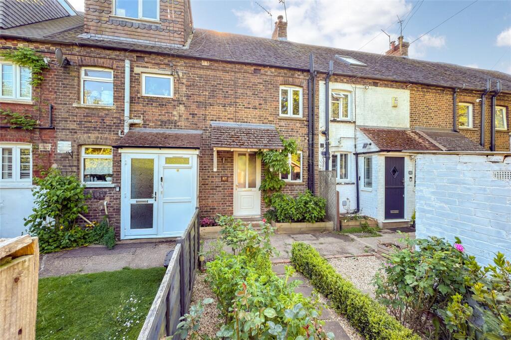 Main image of property: Chiswell Green Lane, St. Albans, Hertfordshire, AL2