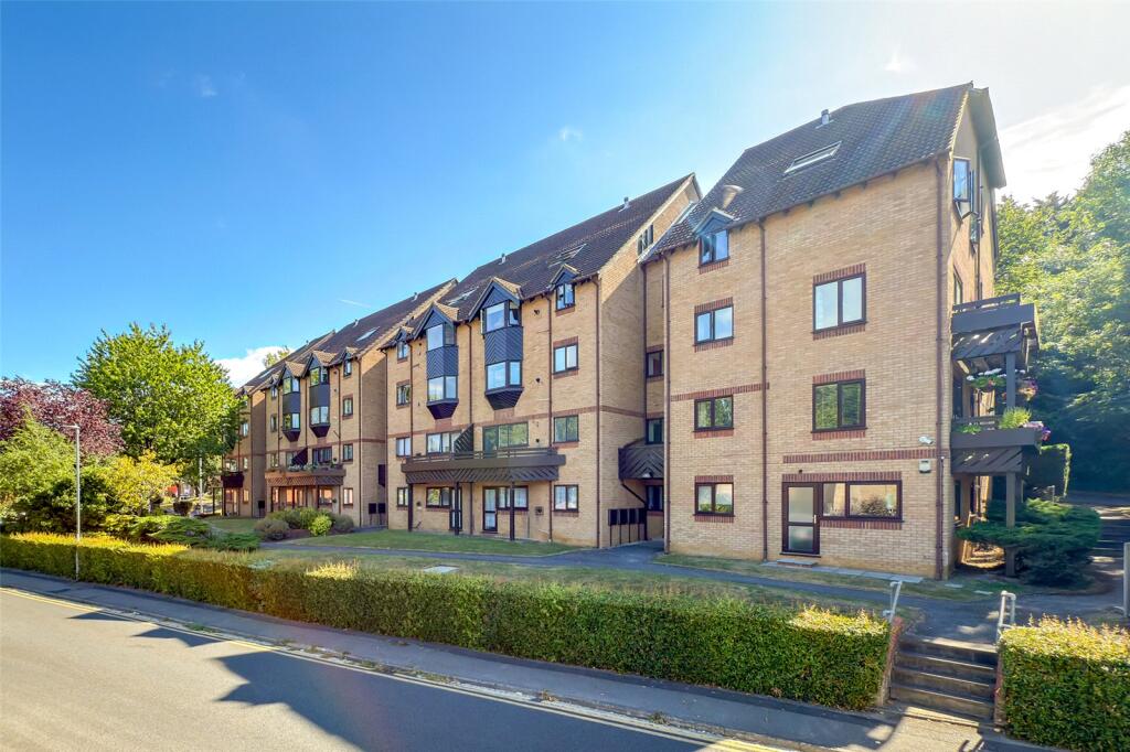 Main image of property: Hawkshill, Dellfield, St. Albans, Hertfordshire, AL1