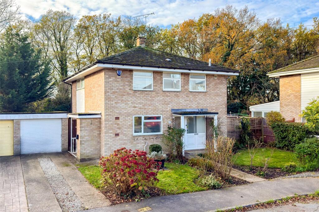 Main image of property: Linden Crescent, St. Albans, Hertfordshire, AL1