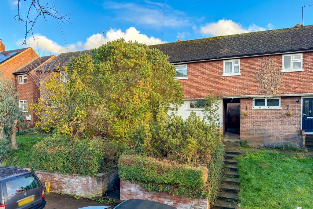 Main image of property: White Hedge Drive, St. Albans, Hertfordshire, AL3