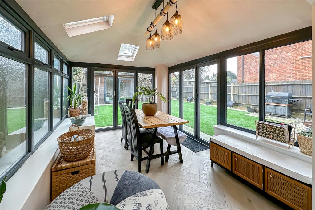 Additional property image - Maplefield, Park Street, St Albans, Hertfordshire,, AL2