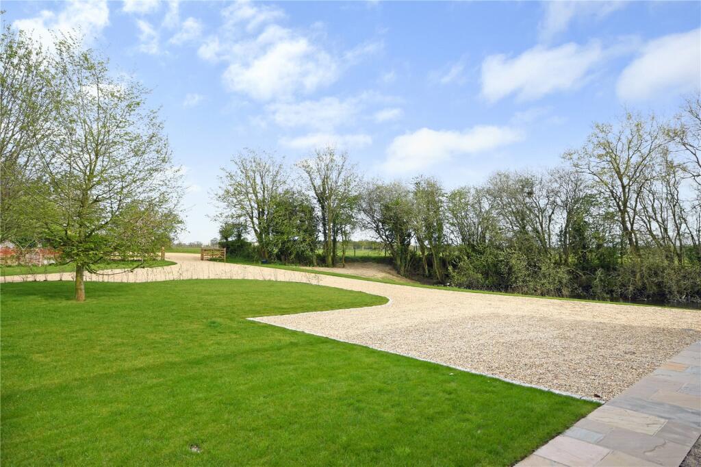 Additional property image - Bakers Farm Lane, Blackmore End, Essex, CM7