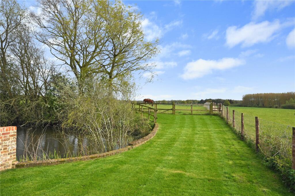 Additional property image - Bakers Farm Lane, Blackmore End, Essex, CM7