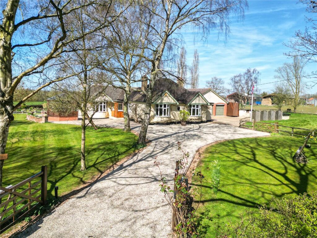 Main image of property: Rookery Road, Blackmore, Essex, CM4