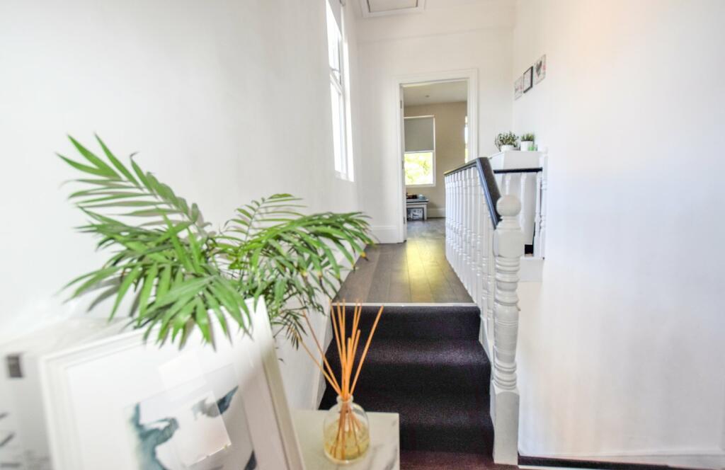 Main image of property: South Norwood Hill, London, SE25