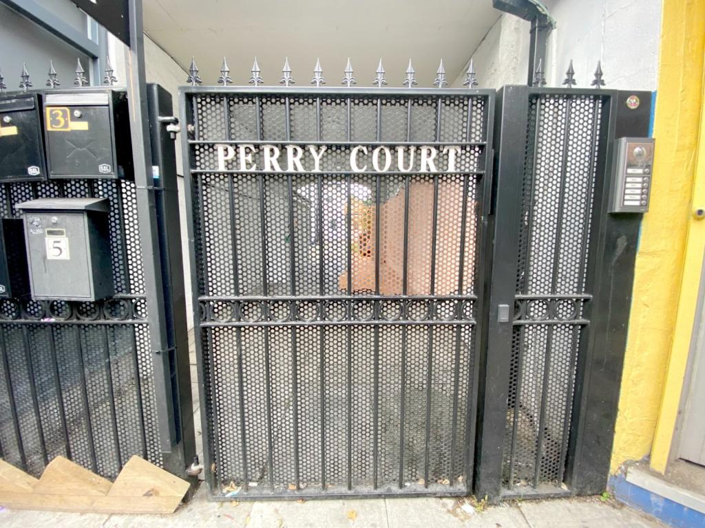 1 bedroom apartment for sale in Perry Court, 30A High Street, London, SE25