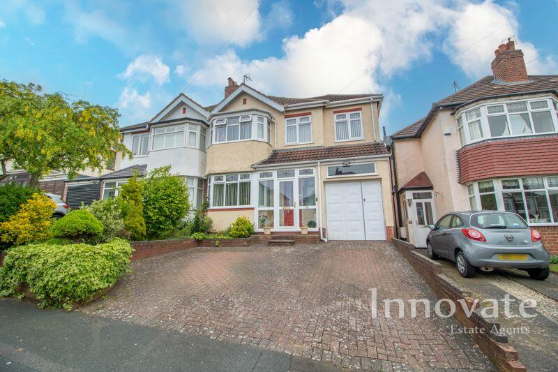 3 bedroom semidetached house for sale in Forest Road, Oldbury , B68