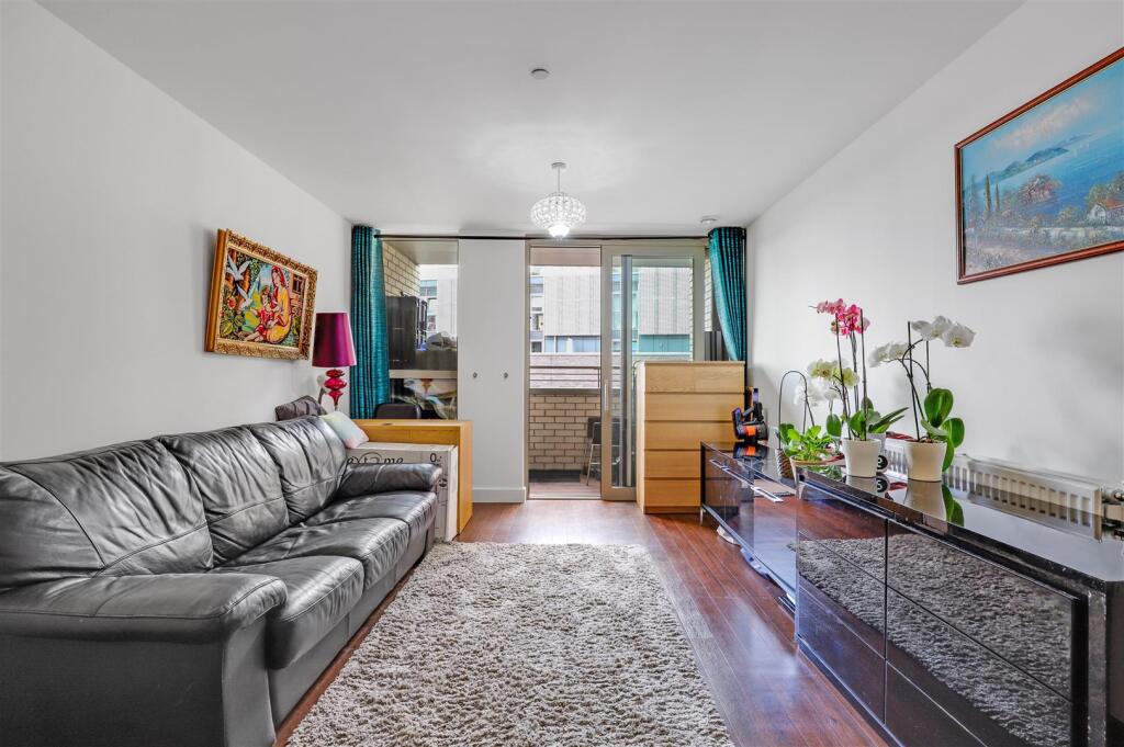Main image of property: Venice Corte, Lewisham, SE13