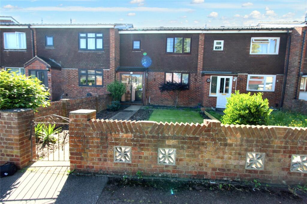 Main image of property: Theydon Gardens, Rainham, RM13