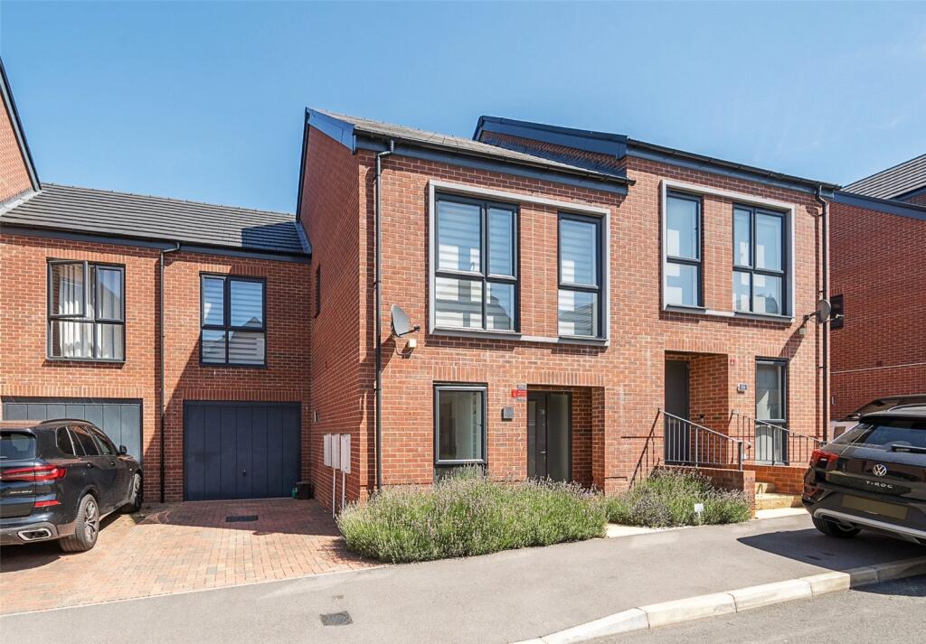 Main image of property: Holmesley Road, Borehamwood, Hertfordshire, WD6
