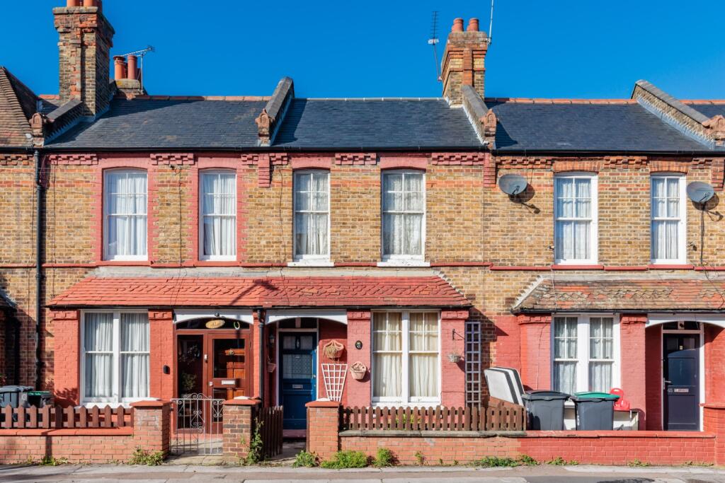 2 bedroom terraced house for sale in Farrant Avenue Noel Park N22