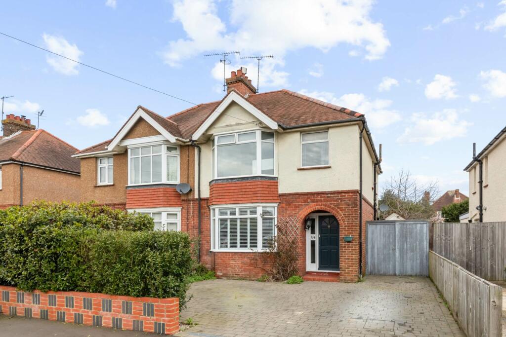 3 bedroom semi-detached house for sale in Broomfield Avenue, Worthing, BN14