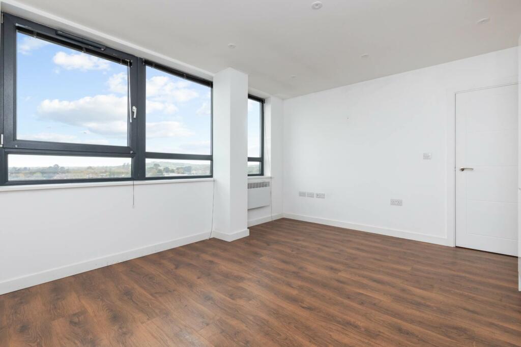 Additional property image - Strand Parade, Goring-By-Sea