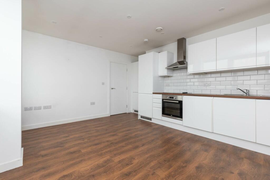 Additional property image - Strand Parade, Goring-By-Sea