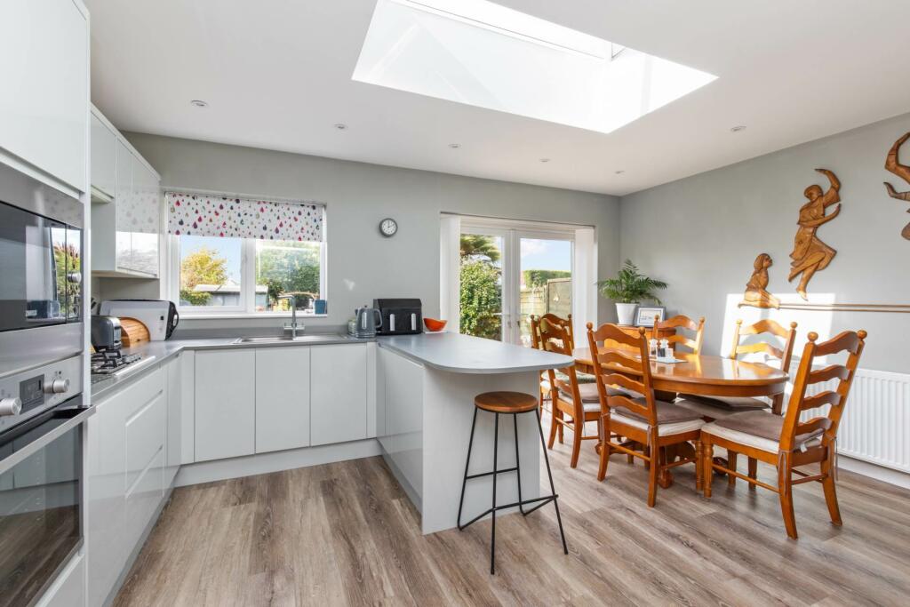 Additional property image - Mersham Gardens, Goring-By-Sea