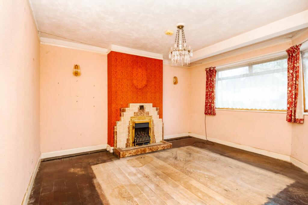 Additional property image - Beeches Avenue, Worthing