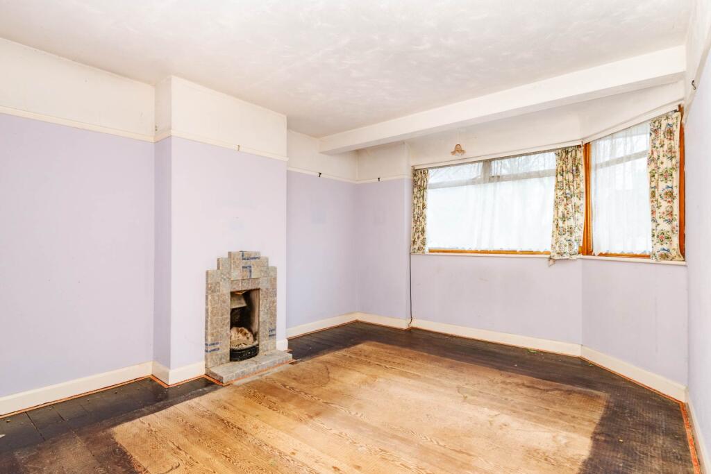 Additional property image - Beeches Avenue, Worthing