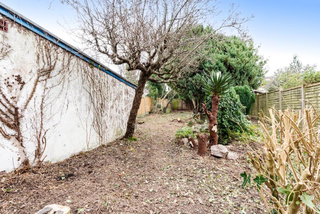 Additional property image - Beeches Avenue, Worthing