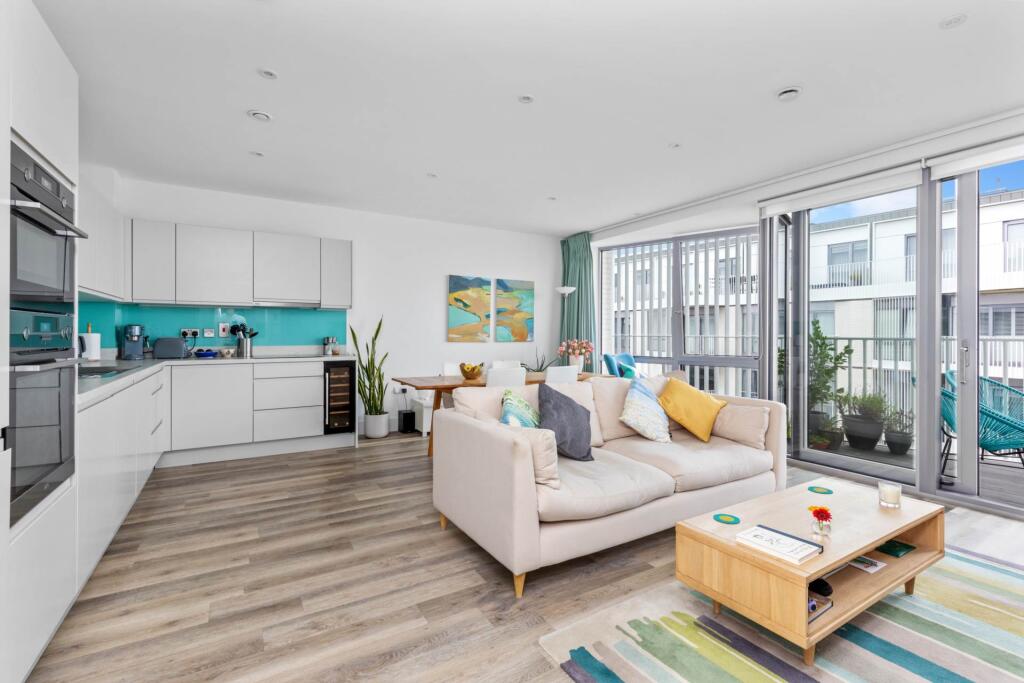 Primary image of Bayside Apartments, 62 Brighton Road