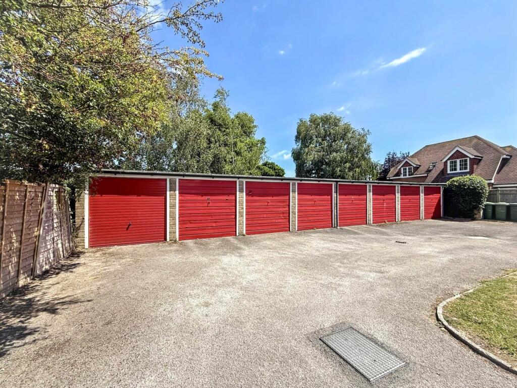 Additional image 10 of Walton Close, Salvington