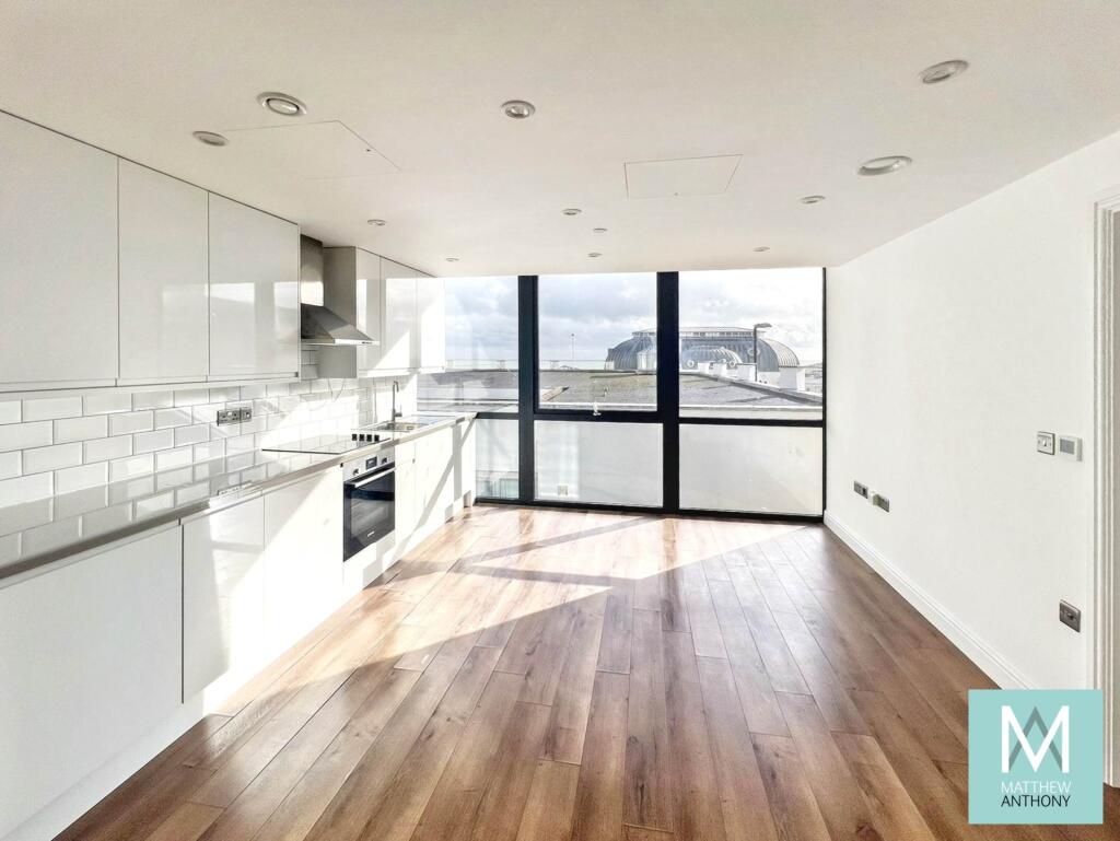 Main image of property: Worthing House, 2-6 South Street