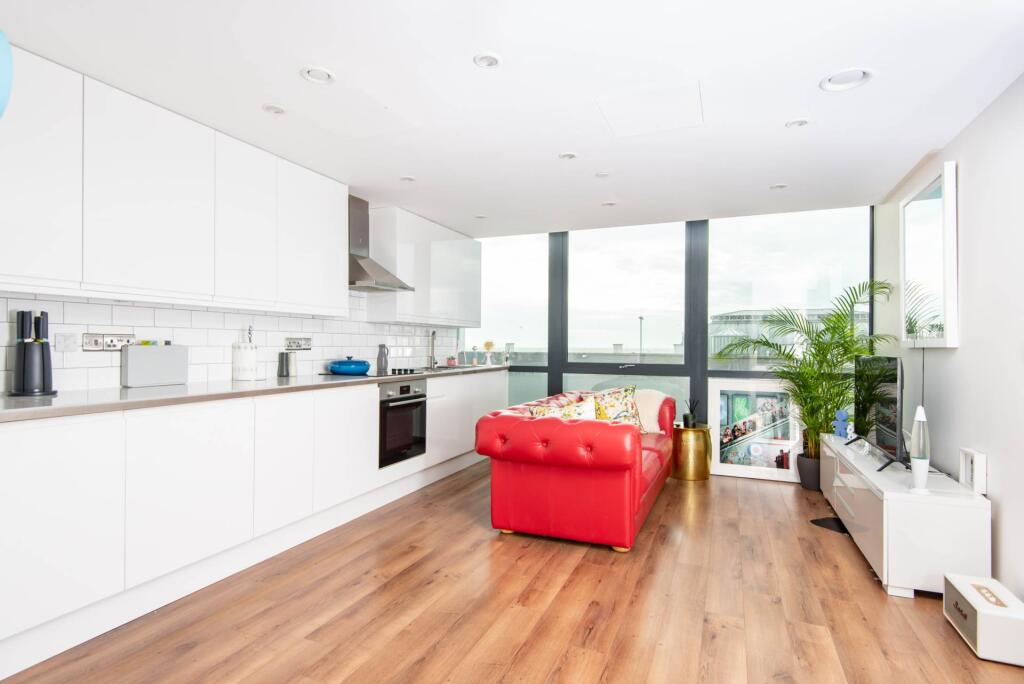 Main image of property: Worthing House, 2-6 South Street