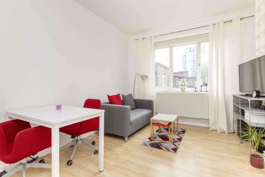 Main image of property: Telford House