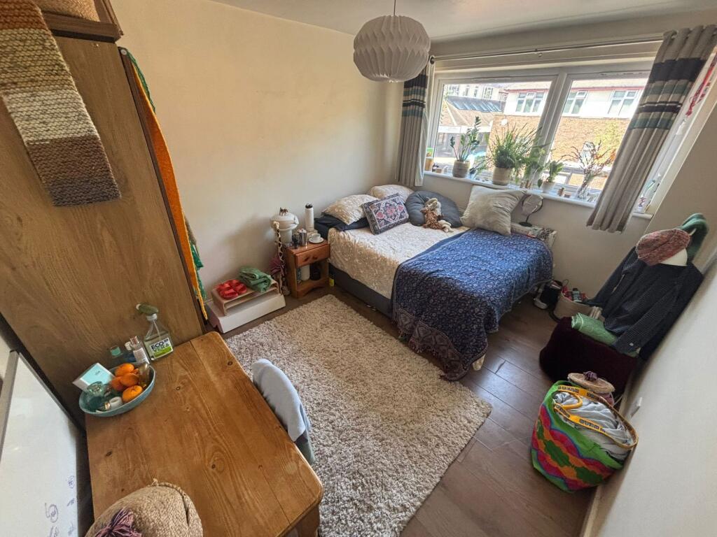 Main image of property: Dunton Road, (6 BEDRROM SE1)