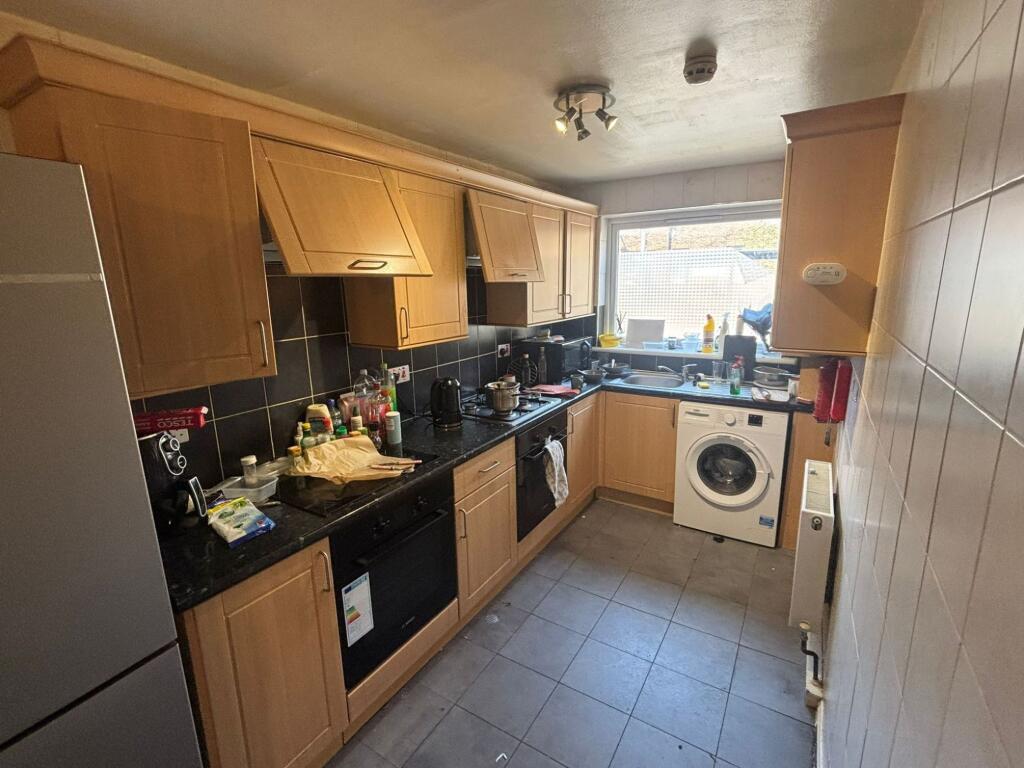 Main image of property: DUNTON RD ( 6 BEDROOMS)