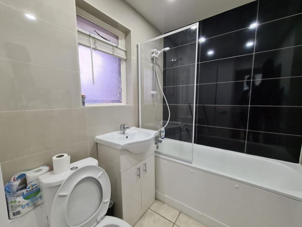 Main image of property: Cooper Close( heating and hot water inluded)
