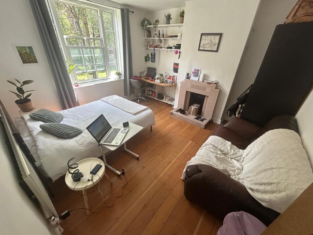 Main image of property: Santley House, 3 bedroom flat, Waterloo