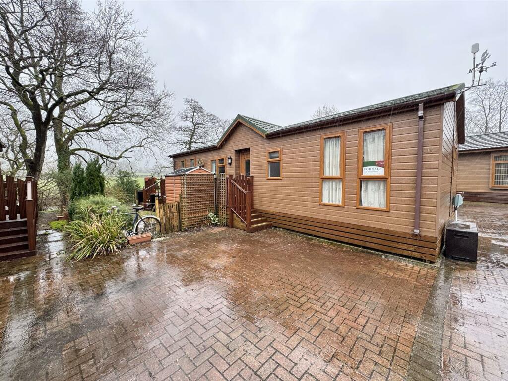 2 bedroom lodge for sale in Garsdale Road, Sedbergh, LA10