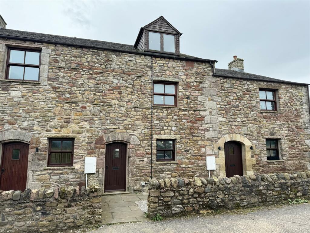 4 bedroom terraced house for sale in Sowerby Lodge, Brough Sowerby