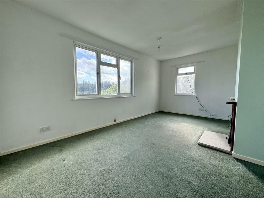 Additional property image - Shap