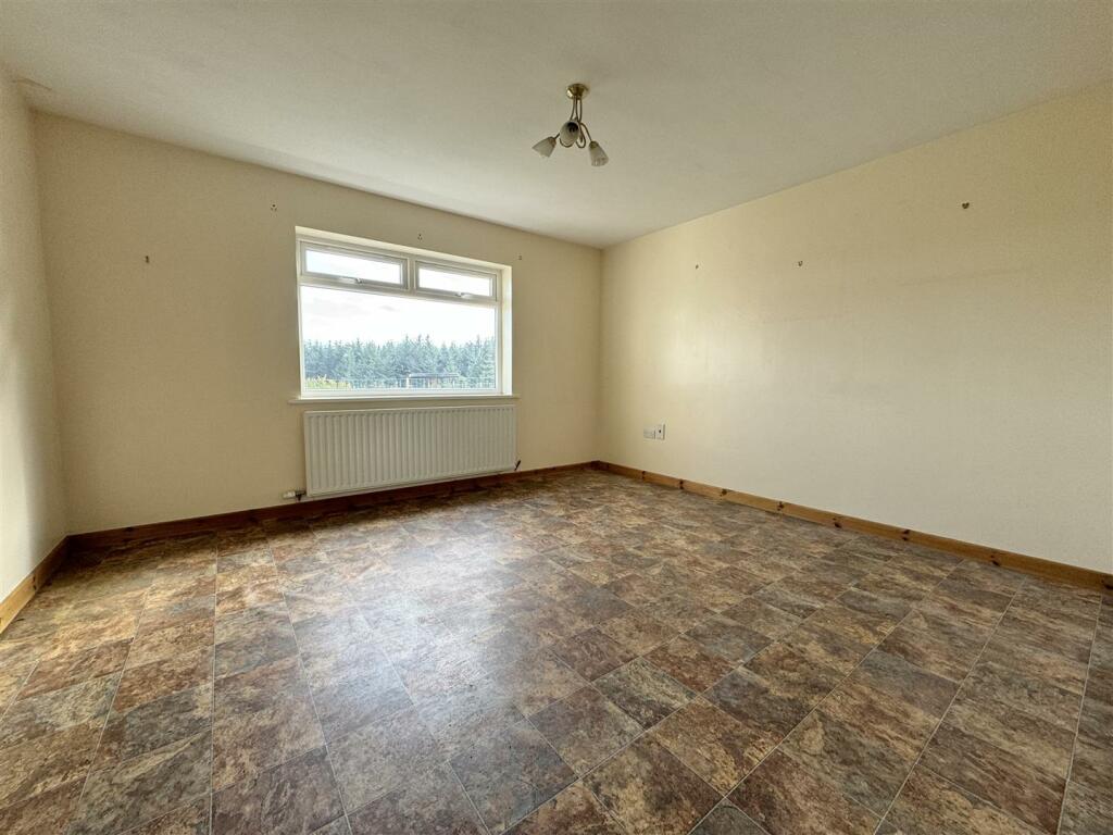 Additional property image - Shap