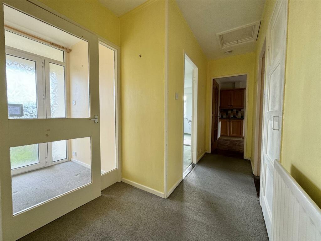 Additional property image - Shap