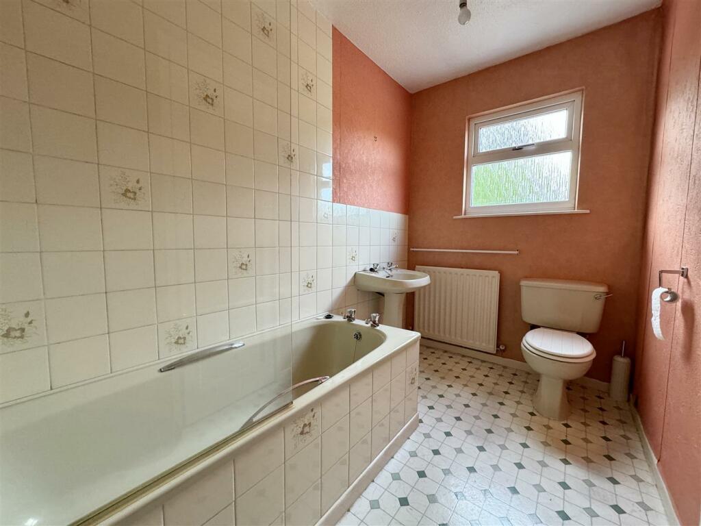 Additional property image - Shap